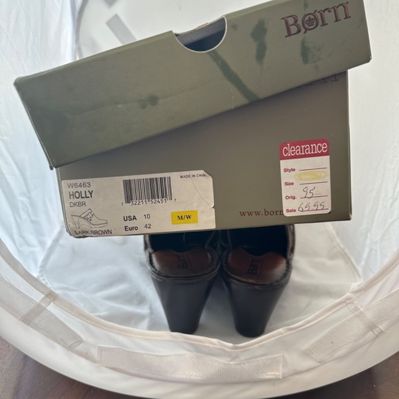 Born Clogs - Picture 6 of 6